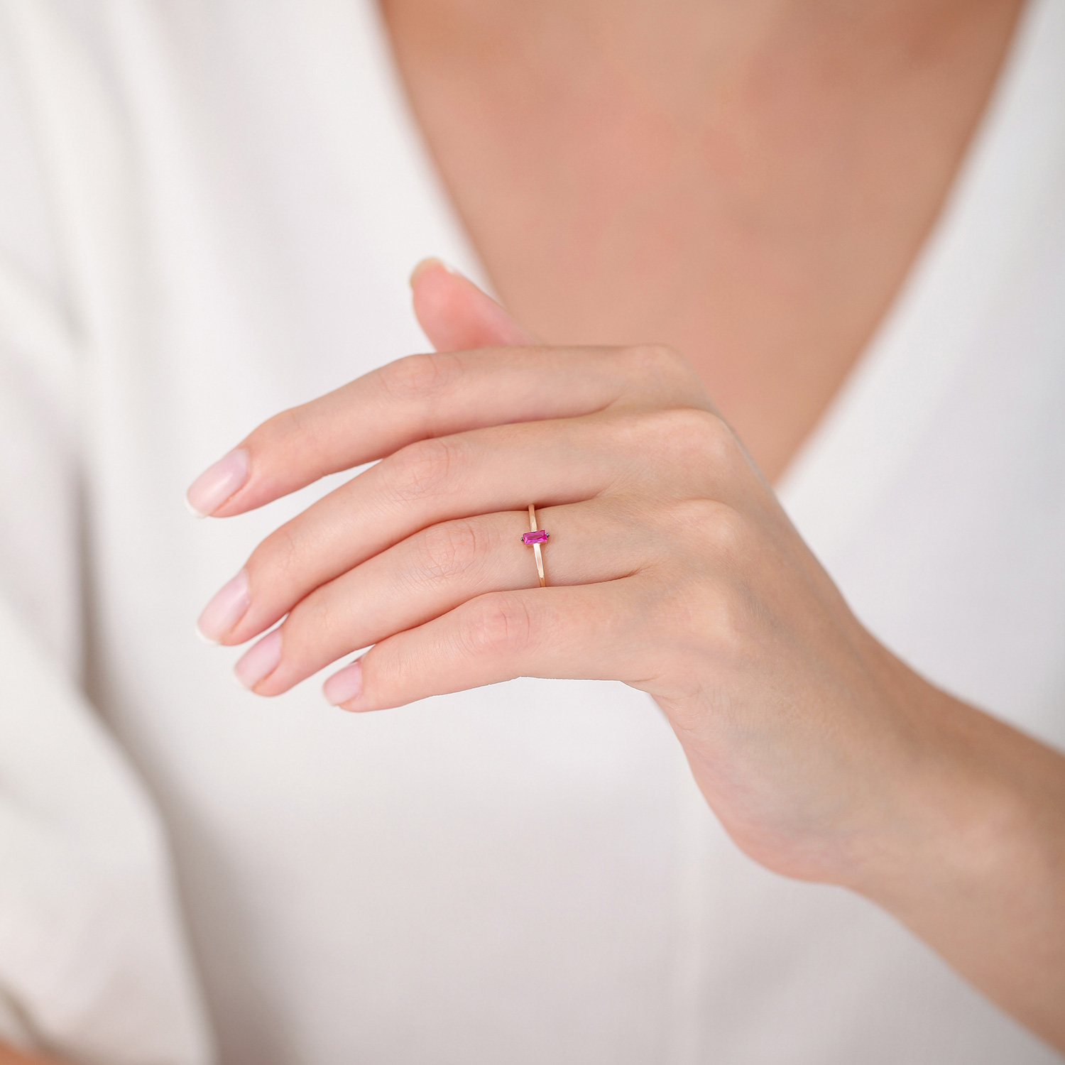 Altın Taşlı Yüzük