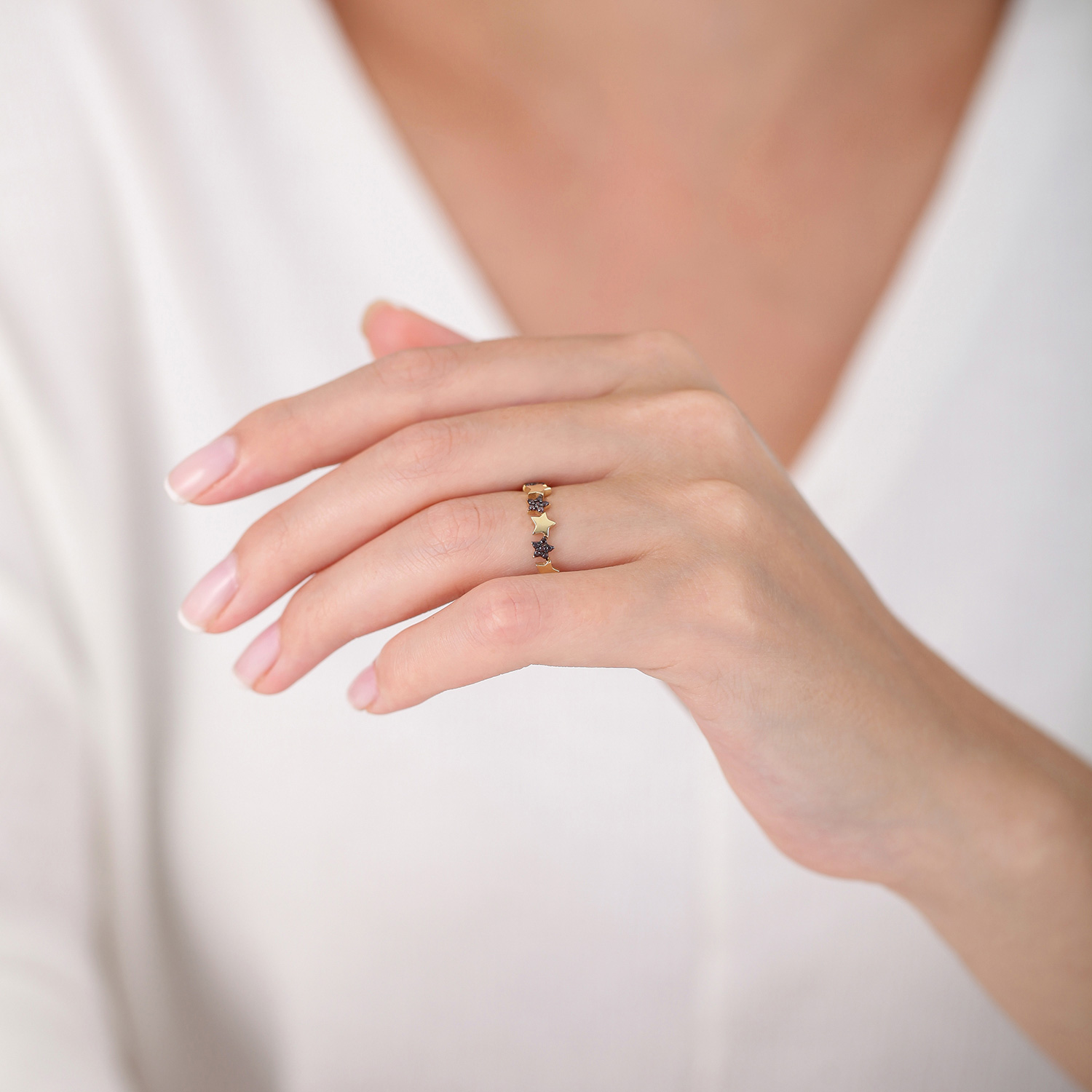 Altın Taşlı Yüzük