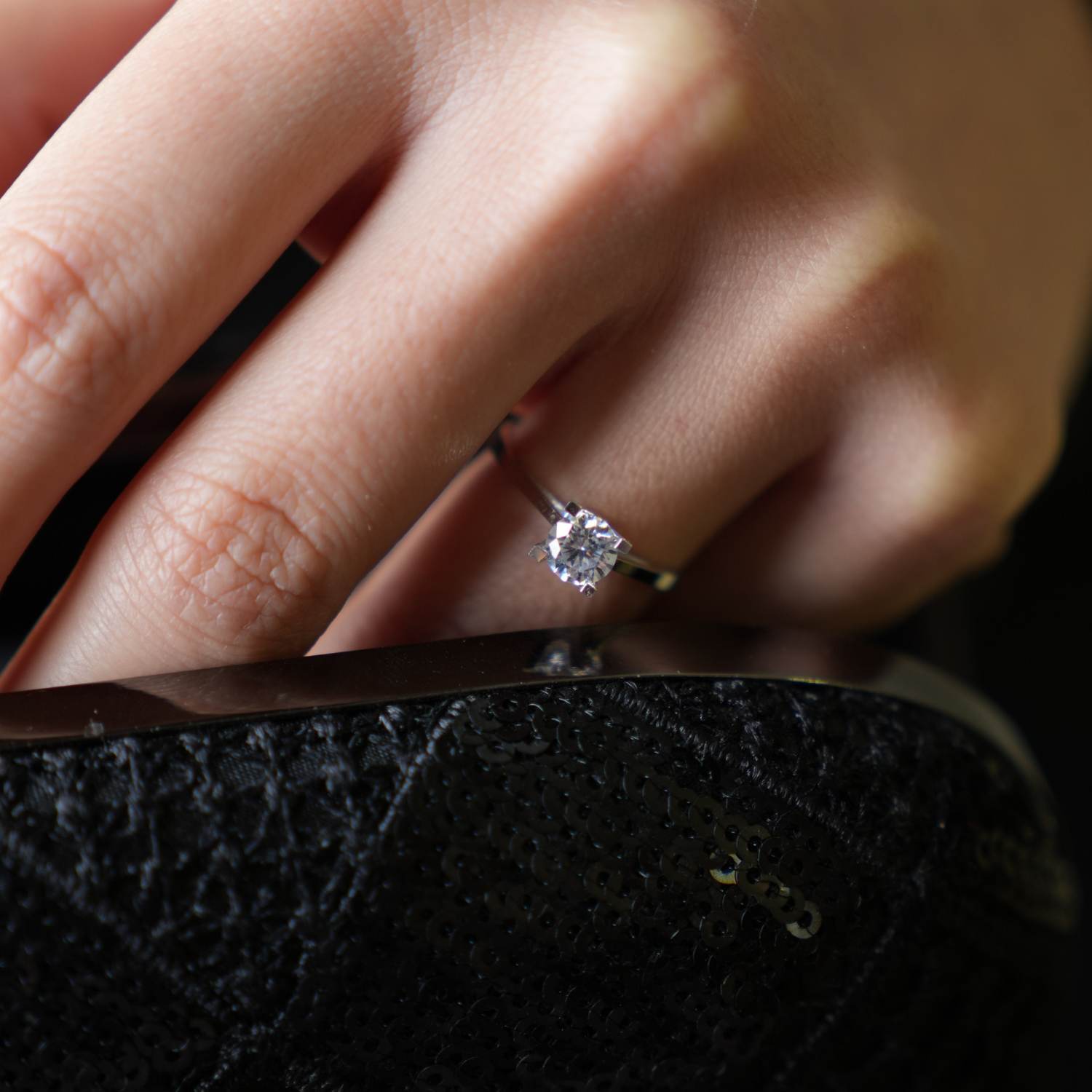 Altın Tektaş Yüzük