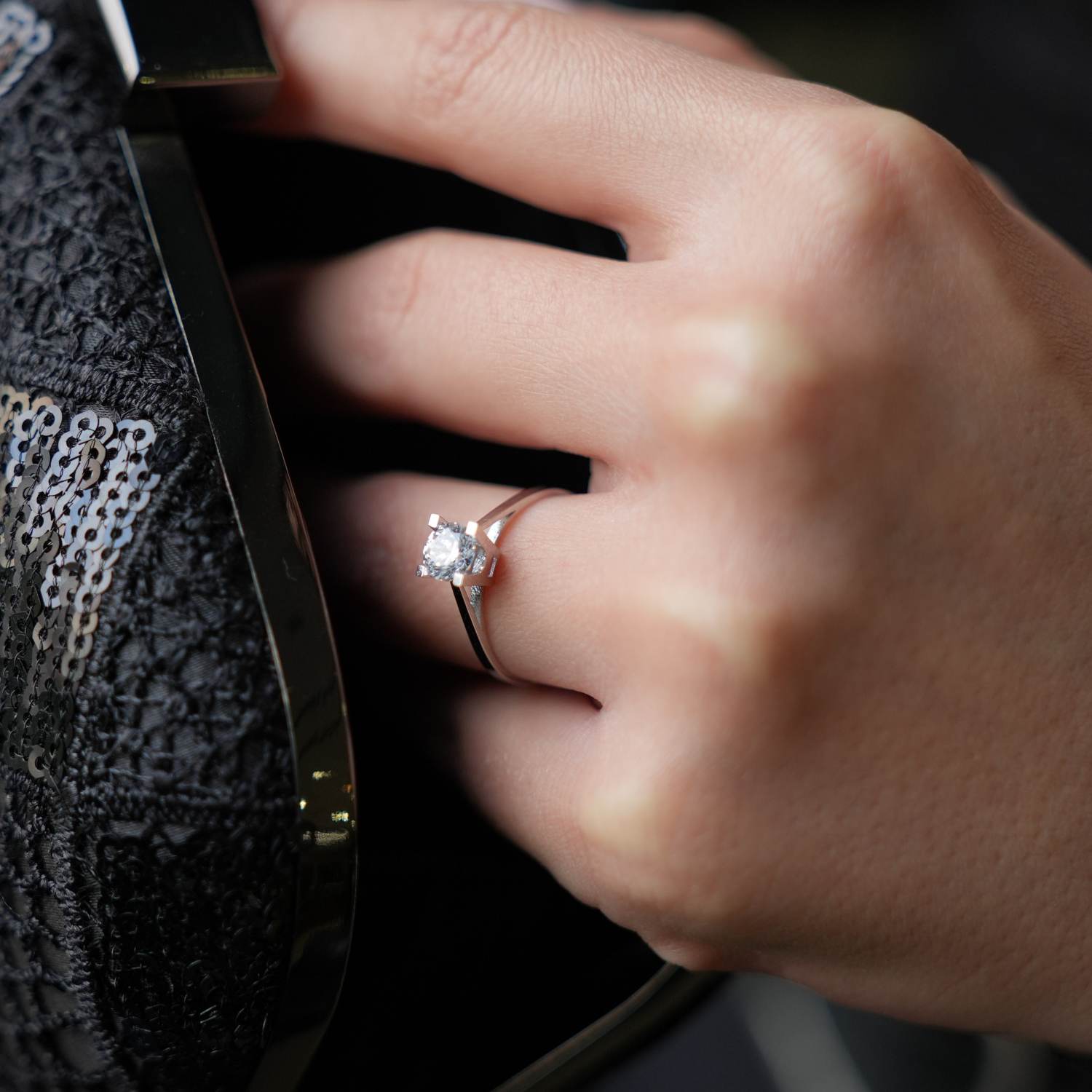 Altın Tektaş Yüzük