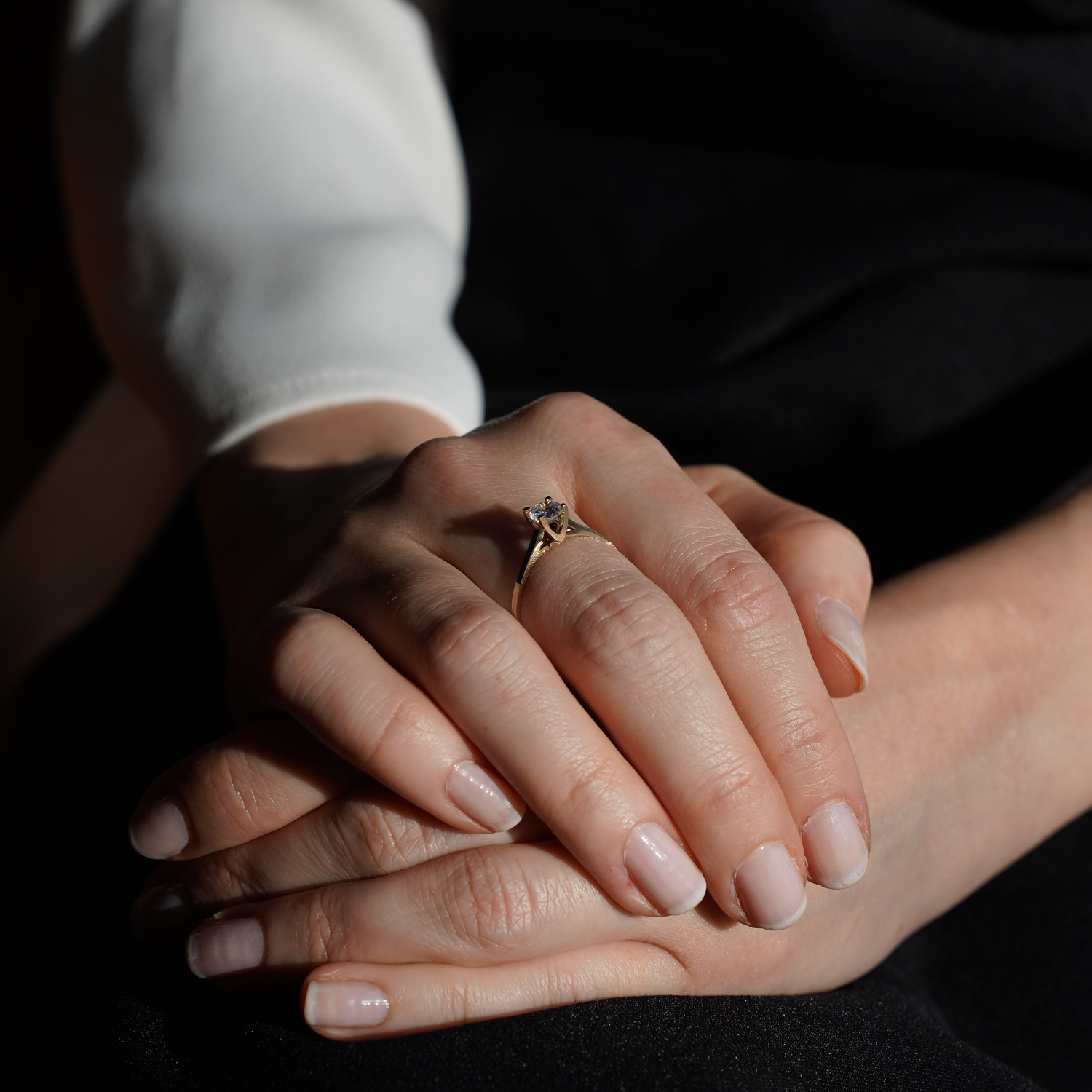 Altın Tektaş Yüzük