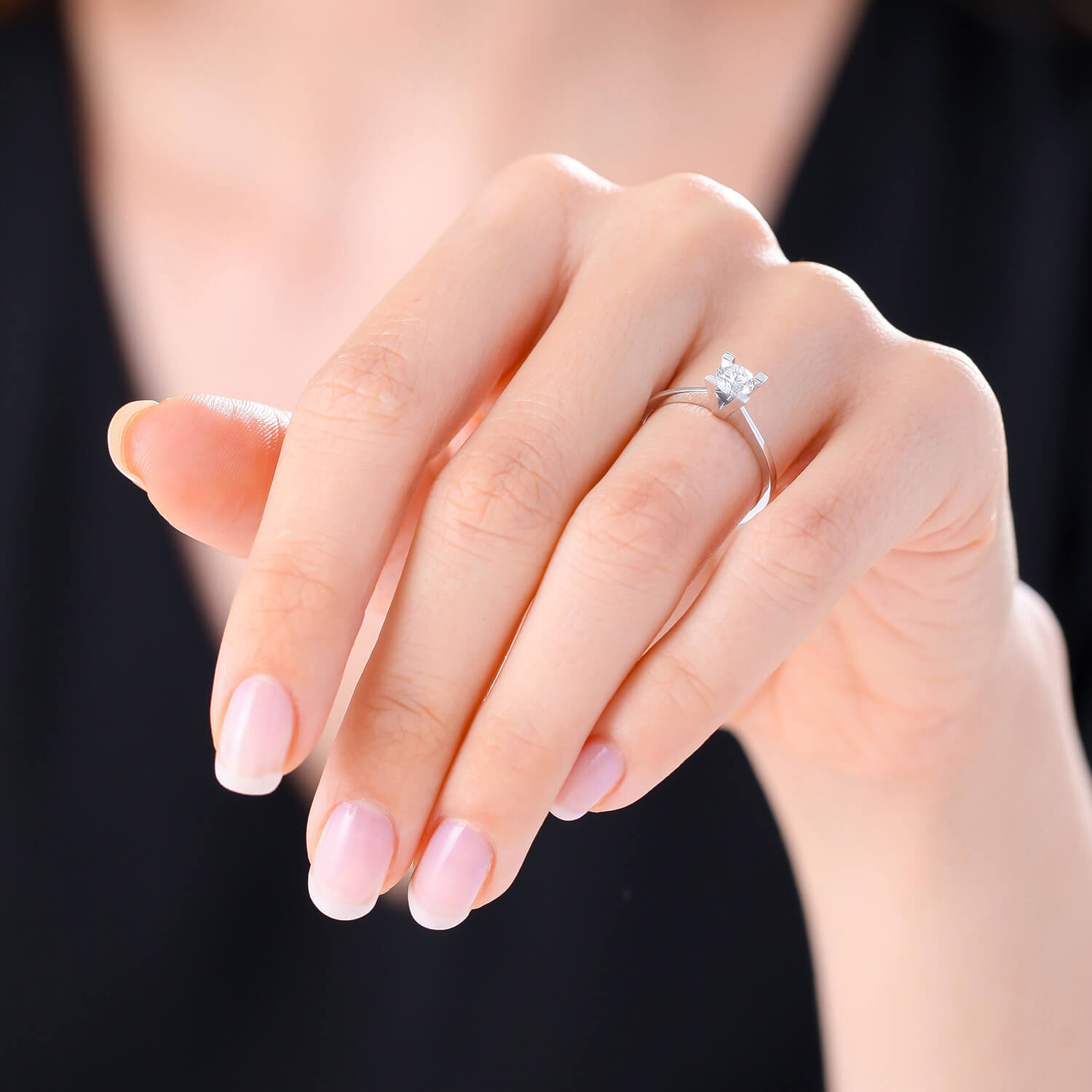 Pırlanta Tektaş Yüzük