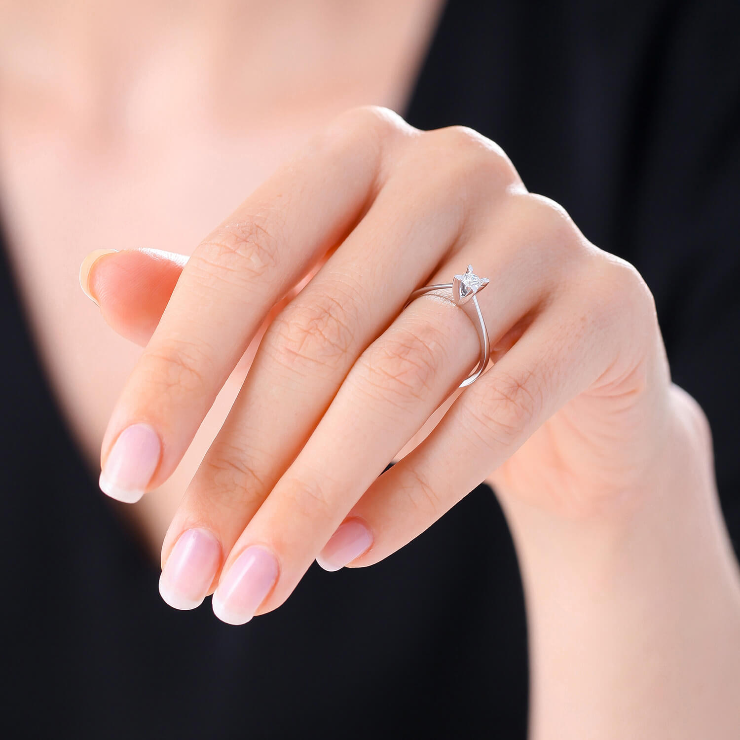 Pırlanta Tektaş Yüzük