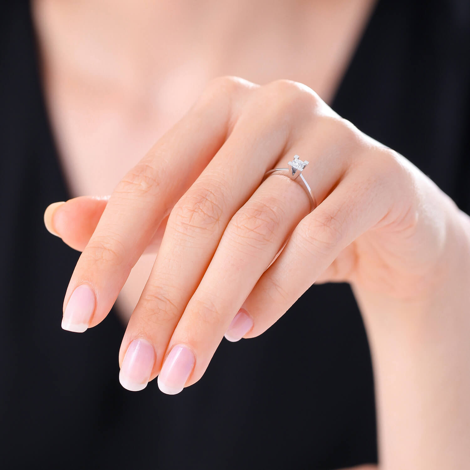 Pırlanta Tektaş Yüzük